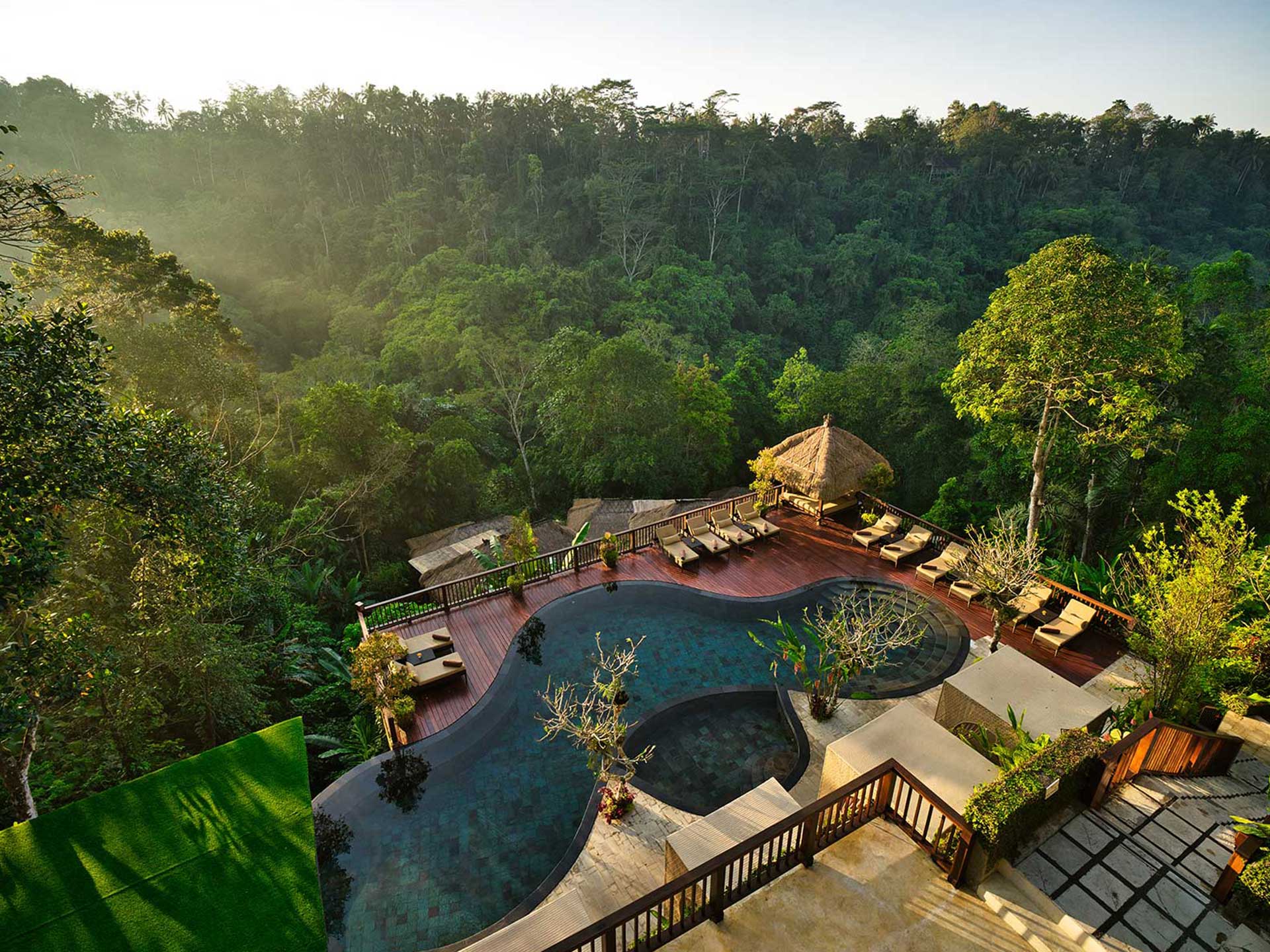 Poolside Bliss & Hot Tub Moments