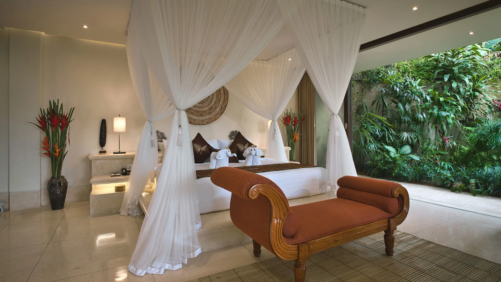 Royal Suite terrace and bedroom