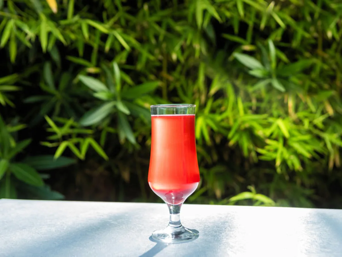 One Hour Free Flow Mixed Cocktails & Beer for Two Persons